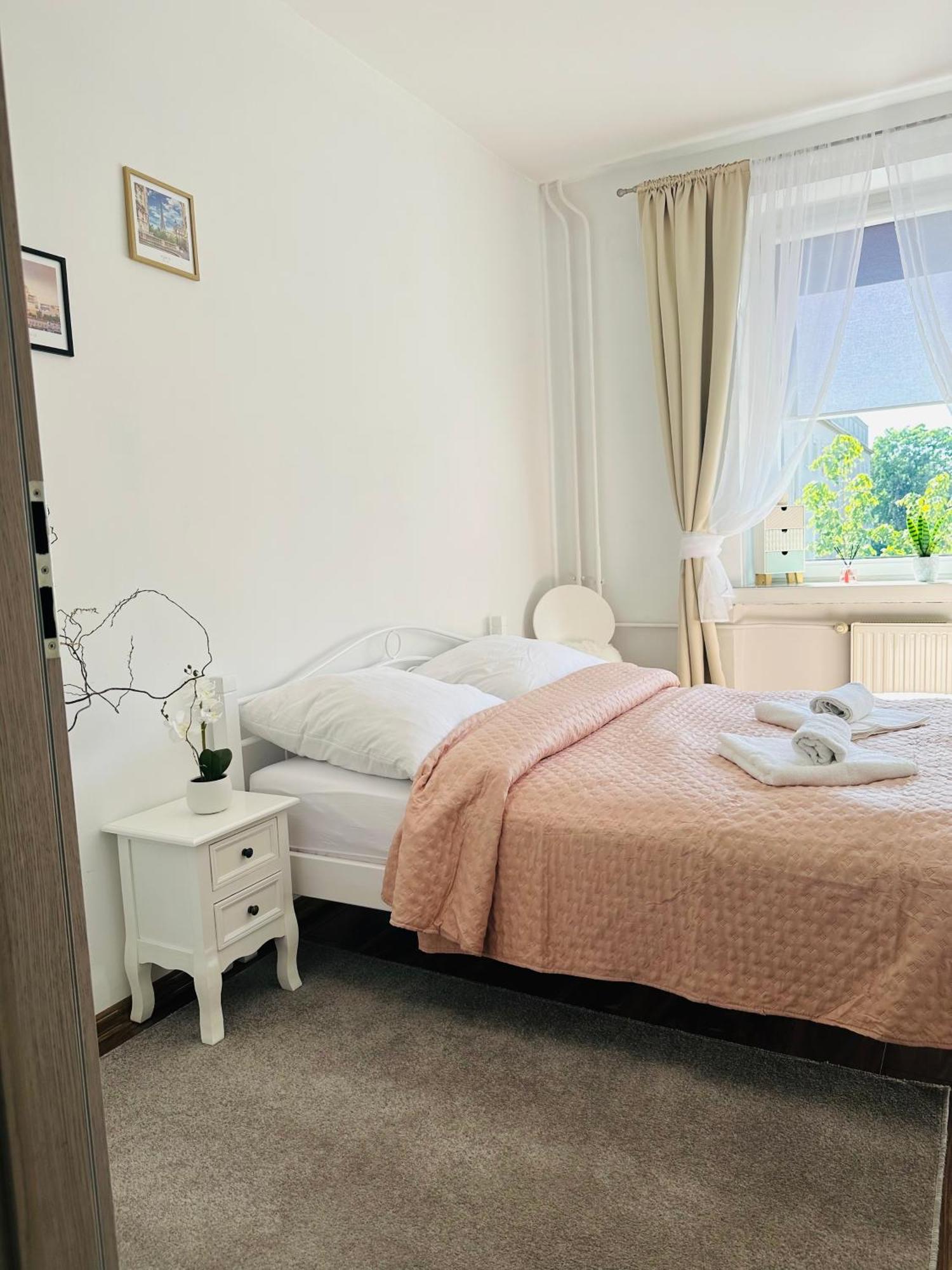 City Apartment Czestochowa Centrum 2-Bedroom Zewnętrze zdjęcie